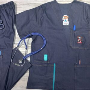 Promoción Uniforme Azul Jean Cuello V Bolsillo Bordado Pato Donald  Jean Fabricato