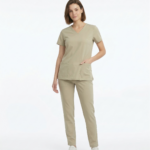 Uniforme Antifluido lycrado Beige Elegance – Comodidad y Estilo Profesional 🌟