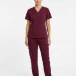 Uniforme Antifluido Vinotinto Clásico – Profesionalismo y Comodidad