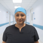 Gorro Antifluido con Moño Azul Cielo – Comodidad y Estilo Profesional