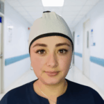 Gorro Antifluido Unisex Gris & Negro – Estilo Sobrio y Protección Total