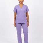 Uniforme Mora Leche Cuello V Vivo Rosa Antifluido Universal Lafayette