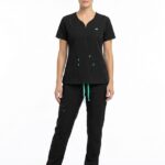 Uniforme Negro Cuello Corazón Vivo Verde Antifluido Importado Licrado