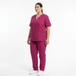 Uniforme Fucsia Cuello V Con Vivo Aguamarina Antifluido Universal Lafayette