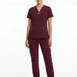 Uniforme Vinotinto Cuello V Vivo Fucsia Antifluido Universal Lafayette