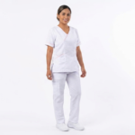 Uniforme Blanco Cuello Cruzado Embone Salmon