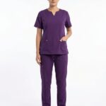 Uniforme Morado Cuello V En Pico Vivo Fucsia Universal Lycra Lafayette